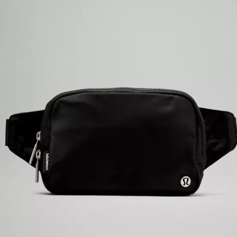 Everywhere Belt Bag 2L